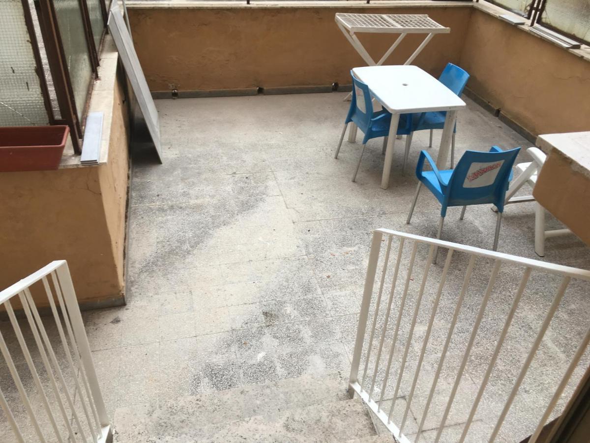 Ostia Roma Vacanze Al Mare Apartamento Exterior foto